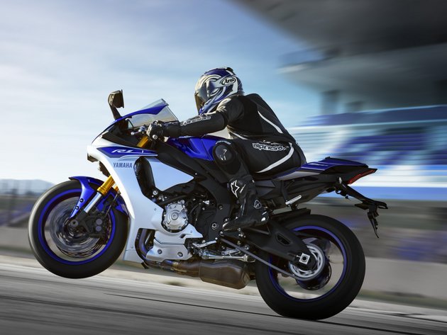yamaha r1 2015